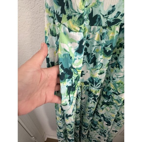 Torrid Women’s Maxi Halter Dress Plus‎ Sz 3 3X Gauze Tiered Floral Spring Easter - Picture 4 of 10